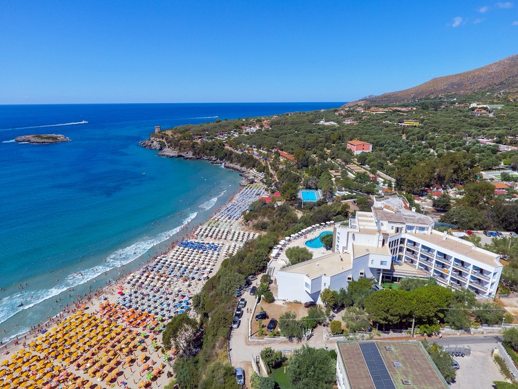 Hotel Baia Delle Sirene Marina Di Camerota Kampanien Dlt Travel