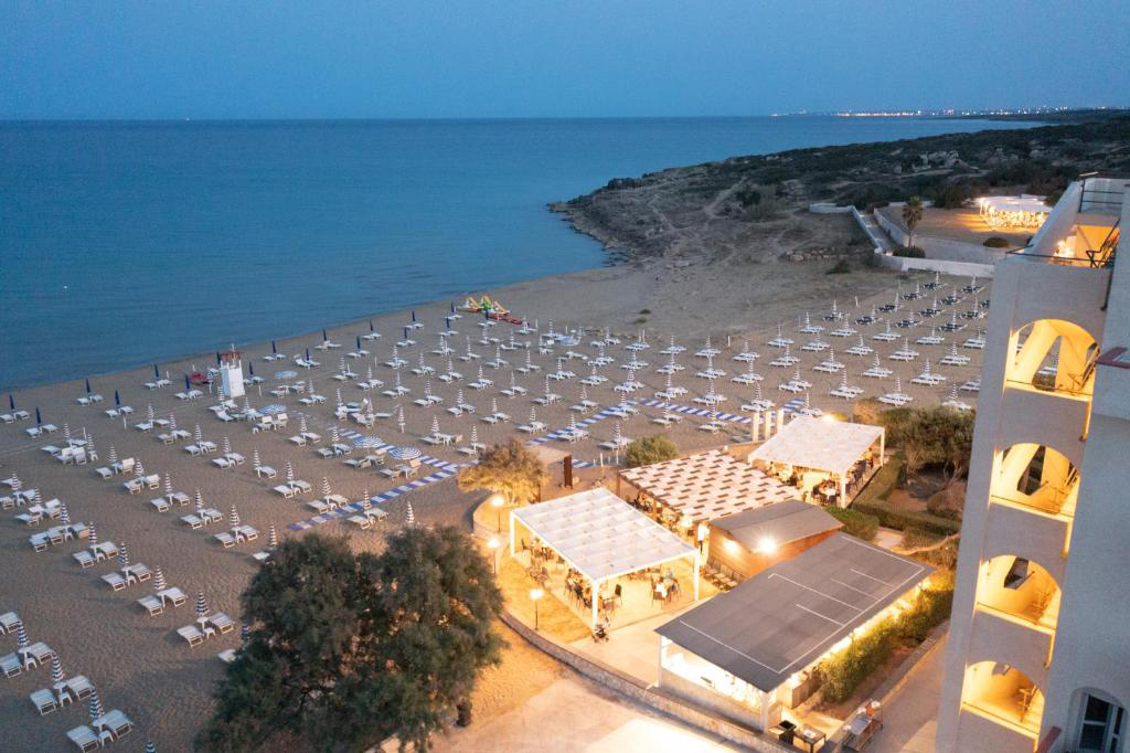 HOTEL CLUB ELORO | Lido di Noto Marina, Sicily | DLT Travel